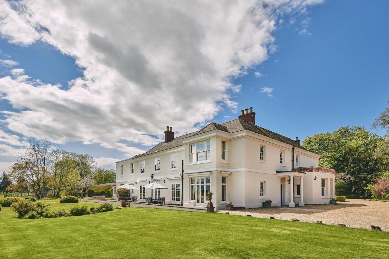 Equestrian Manor Villa Upton upon Severn Exterior foto