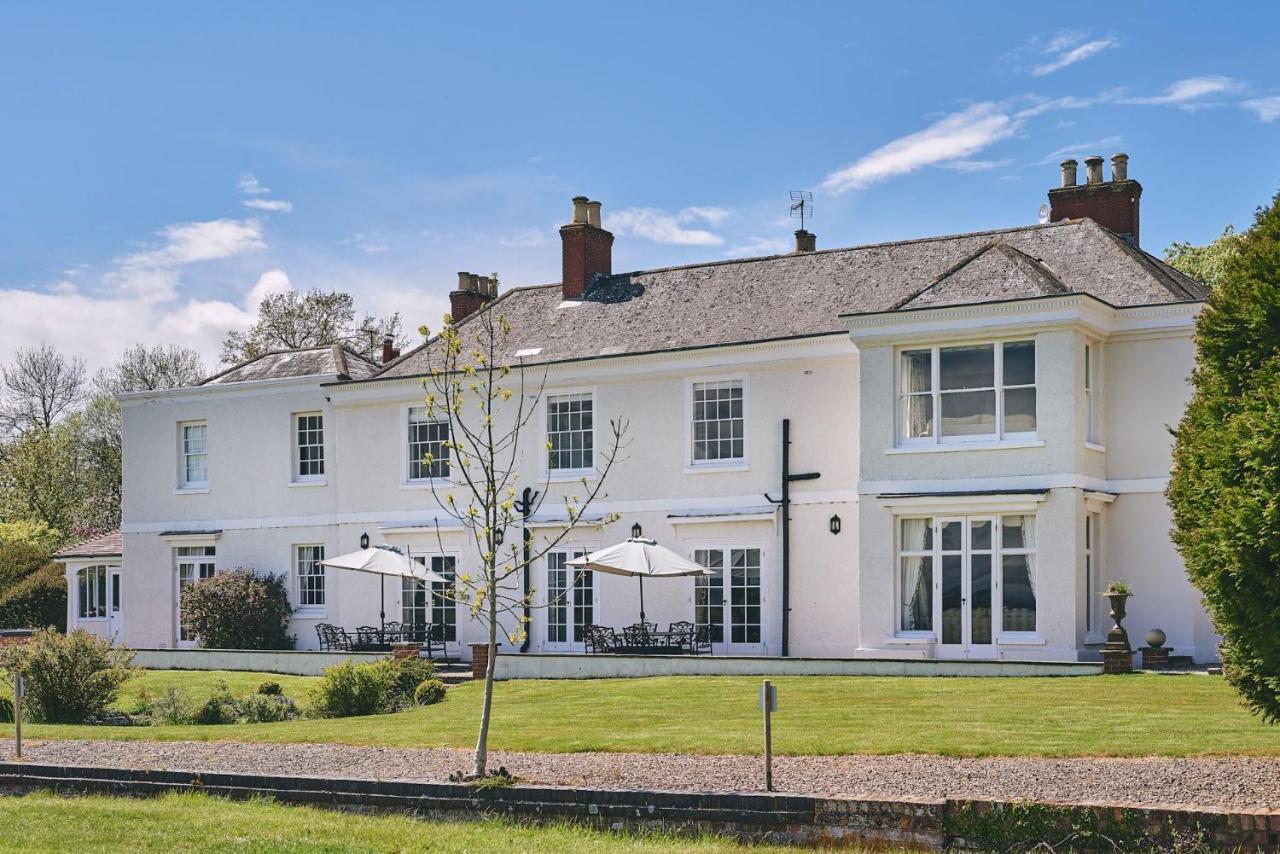 Equestrian Manor Villa Upton upon Severn Exterior foto